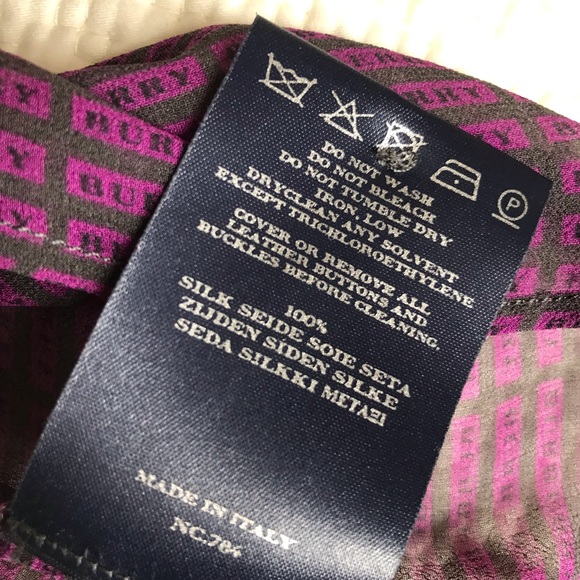 Burberry Silk - Picture 11 of 13